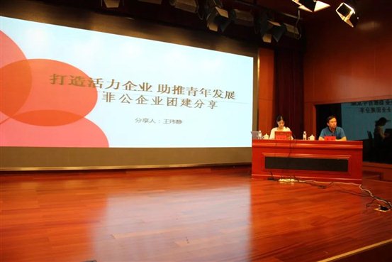 99e1fd687d552bb00a46e788f6cb0c9b